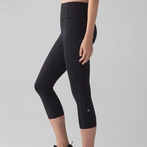 lululemon athletica Pants - LULULEMON FAST & FREE CROP II NULUX 19”